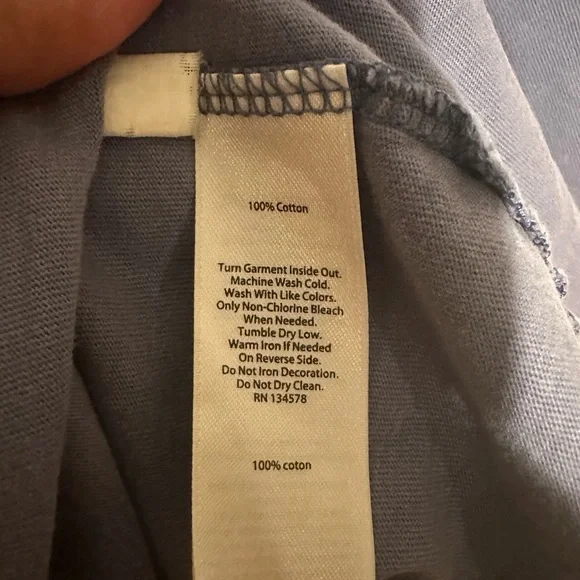 VINEYARD VINES FOOTBALL WHALE SHIRT Small - Picture 5 of 6